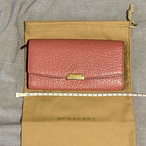Authentic Burberry Pink Leather Wallet - Picture 9 of 10